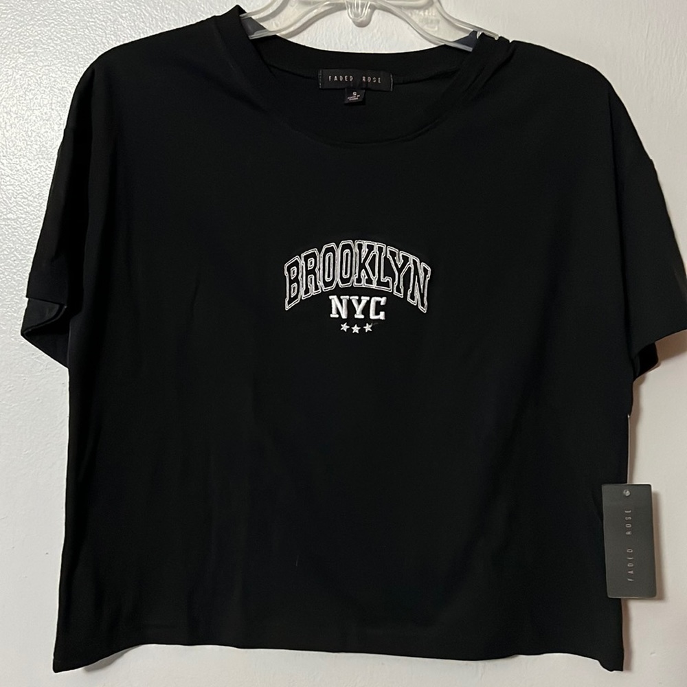 3/$15 Faded Rose Short Sleeve Crop Top- Black Embroidered Brooklyn NYC